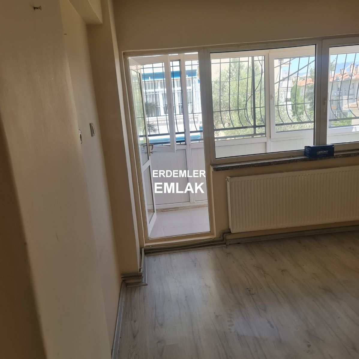 ERDEMLERDEN EVKA 3 DE GİRİŞ KAT 1 ODA 1 SALON ERDEMLERDEN EVKA 3 DE GİRİŞ KAT 1 ODA 1 SALON