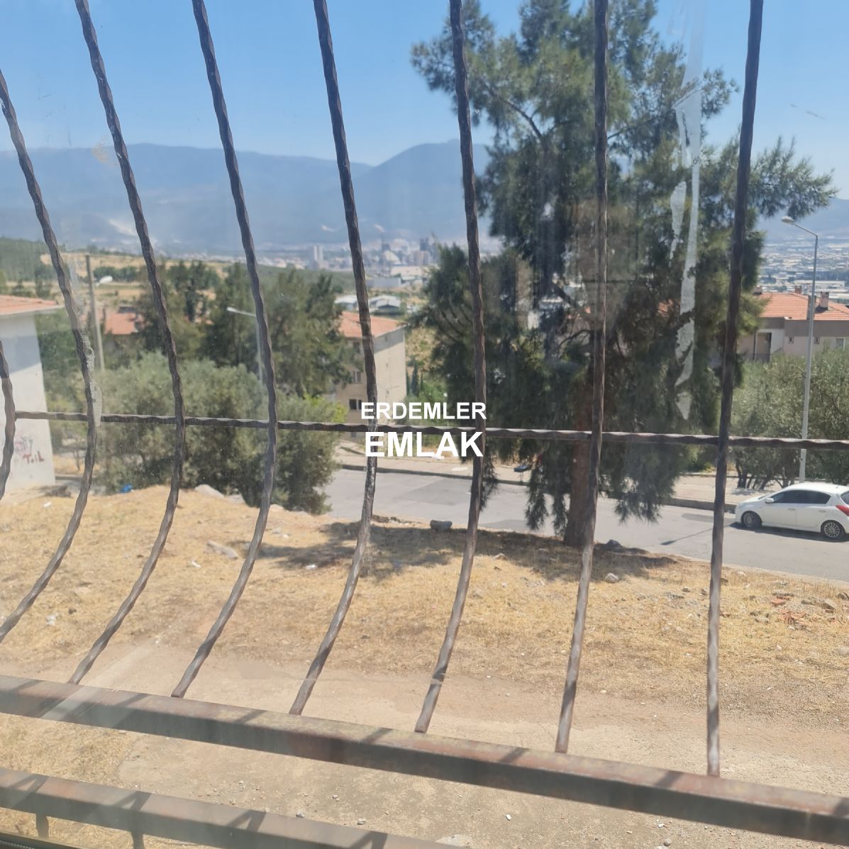 ERDEMLERDEN EVKA 3 DE GİRİŞ KAT 1 ODA 1 SALON ERDEMLERDEN EVKA 3 DE GİRİŞ KAT 1 ODA 1 SALON