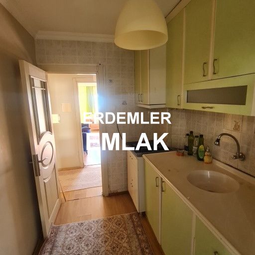 ERDEMLERDEN EVKA 3 DE SON KAT BAKIMLI MANZARALI EŞYALIDAİRE