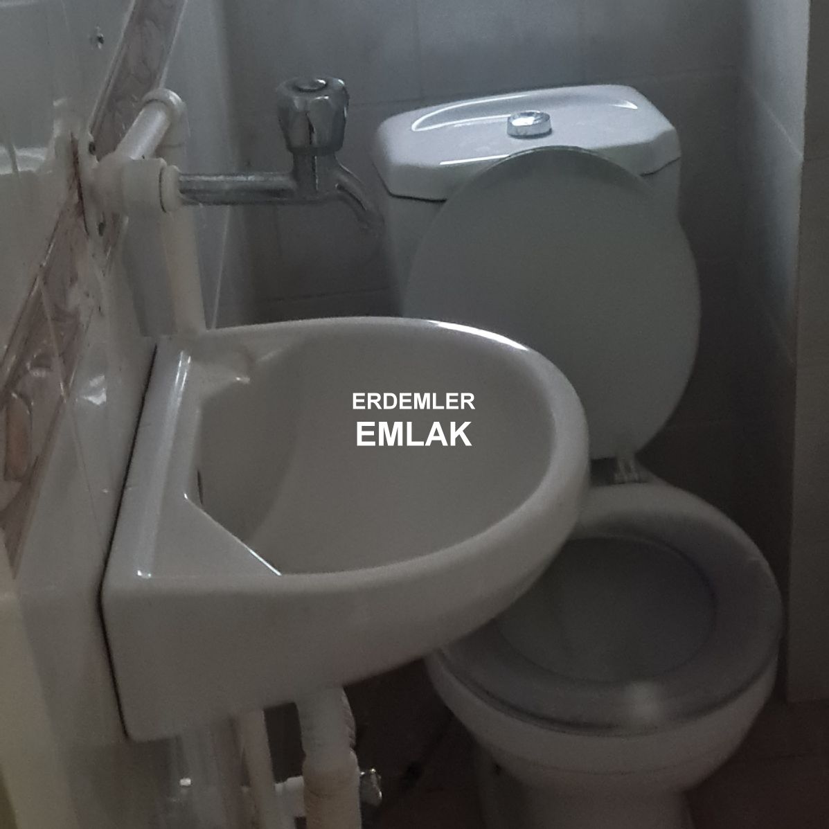 ERDEMLERDEN SARAYKENT 6 DA MUSTAKİL BAHÇELI 4 ODA 1 SALON DAİRE