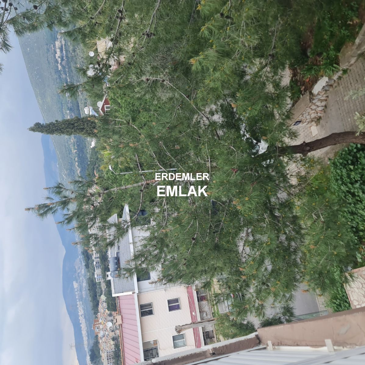 ERDEMLERDEN EVKA 3 MERKEZİNDE MANZARALI BAKIMLI ARA KAT DAİRE