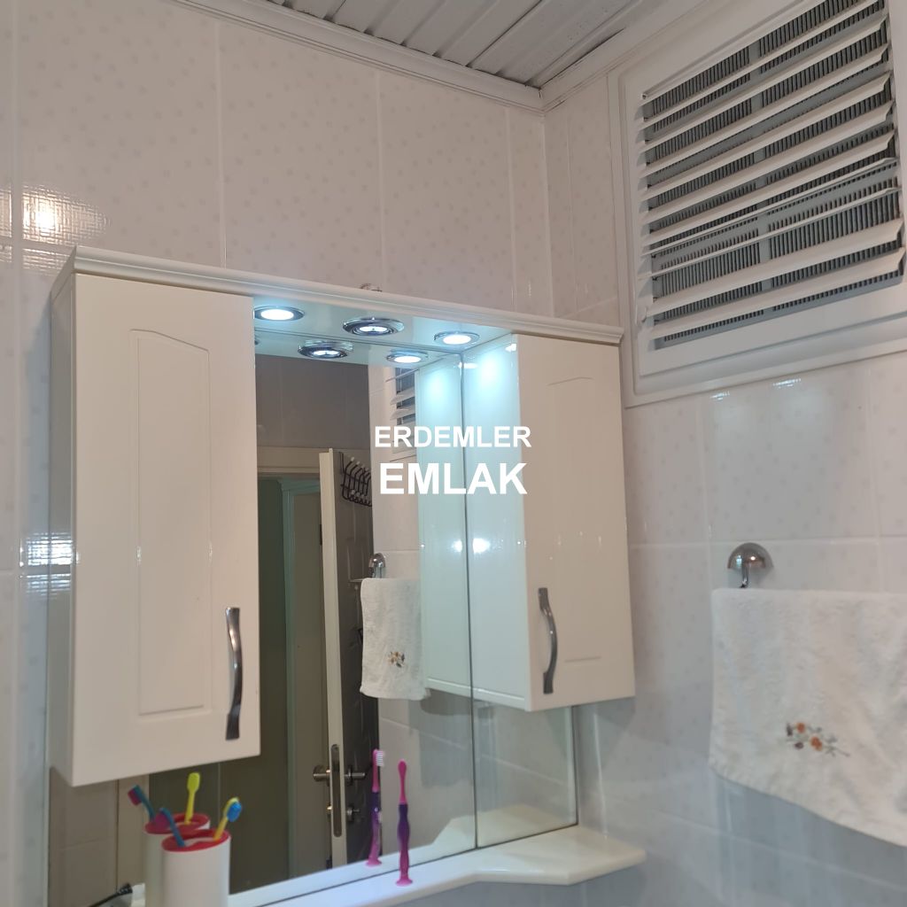 ERDEMLERDEN SEFERHİSAR ÜRKMEZ DE YAZ KIŞ OTURULACAK DAİRE ERDEMLERDEN SEFERHİSAR ÜRKMEZ DE YAZ KIŞ OTURULACAK DAİRE