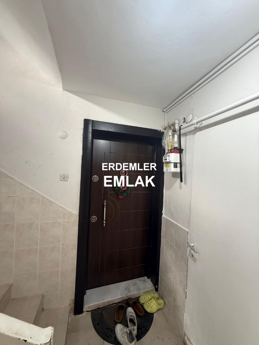 ERDEMLERDEN EVKA 3 MERKEZİNDE YÜKSEK GİRİŞ DAİRE