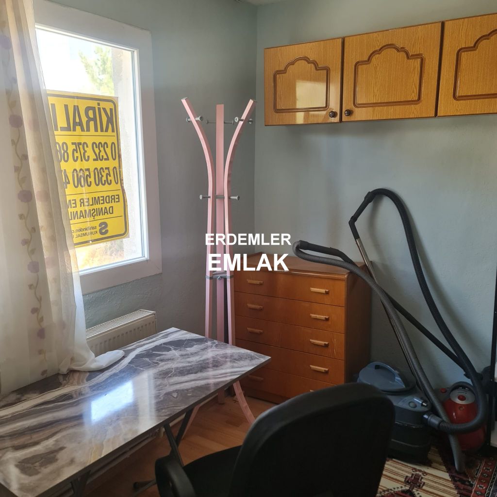 ERDEMLERDEN EVKA 3 DE FULL EŞYALI ARA KAT BAKIMLI DAİRE ERDEMLERDEN EVKA 3 DE FULL EŞYALI ARA KAT BAKIMLI DAİRE