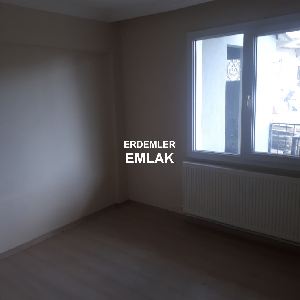 ERDEMLERDEN NALDÖKENDE YÜKSEK GİRİŞ BEKARA YADA ÖGRENCİYE DAİRE