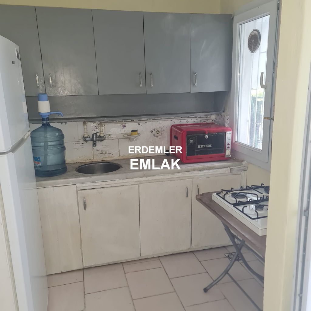 ERDEMLERDEN SARAYKENT 6 DA MUSTAKİL BAHÇELI 4 ODA 1 SALON DAİRE