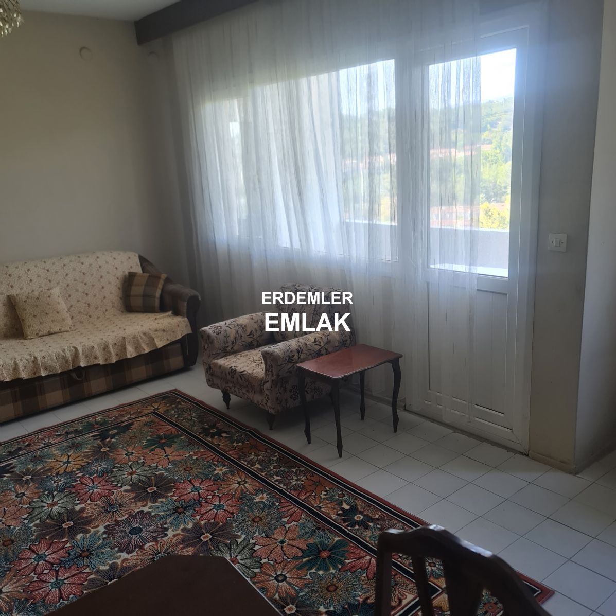 ERDEMLERDEN EVKA 3 DE FULL EŞYALI ARA KAT BAKIMLI MANZARALI 3+1DAİRE