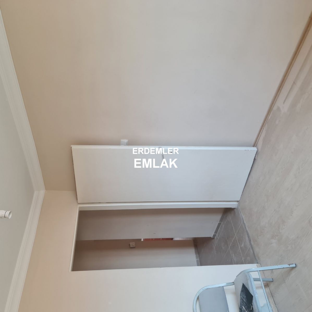 ERDEMLERDEN EVKA 3 DE ARA KAT BAKIMLI MANZARALI DOGALGAZLI DAİRE