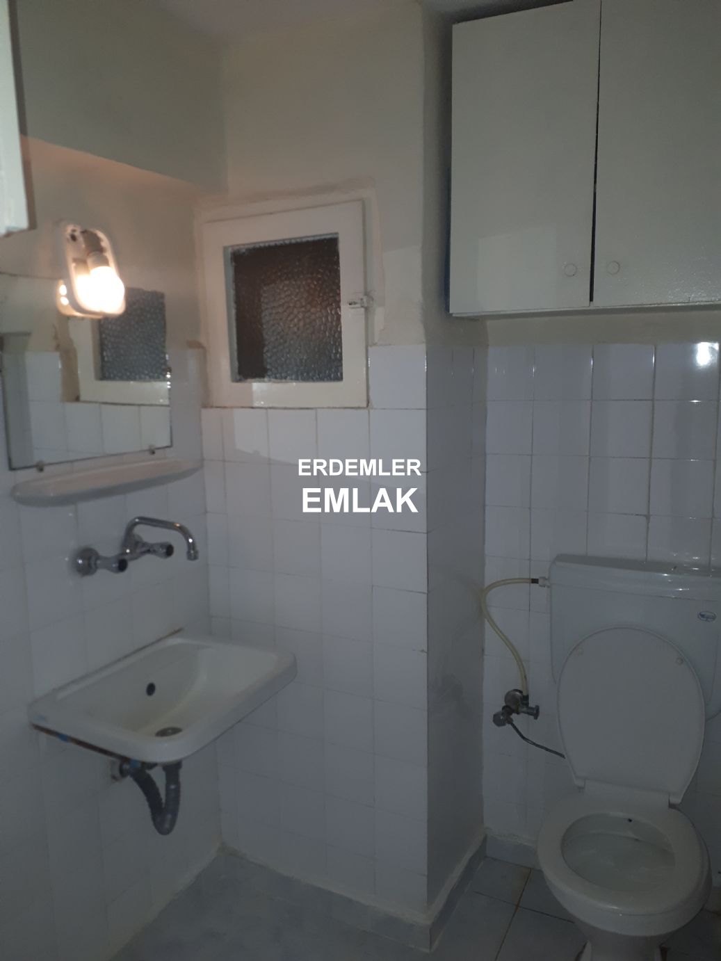ERDEMLERDEN EVKA 3 MERKEZİNDE MANZARALI BAKIMLI PANJURLU DAİRE