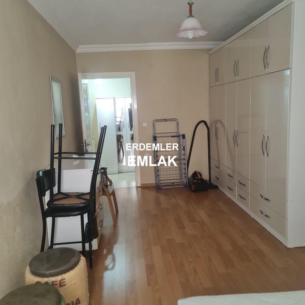 ERDEMLERDEN SEFERHİSAR ÜRKMEZ DE YAZ KIŞ OTURULACAK DAİRE ERDEMLERDEN SEFERHİSAR ÜRKMEZ DE YAZ KIŞ OTURULACAK DAİRE