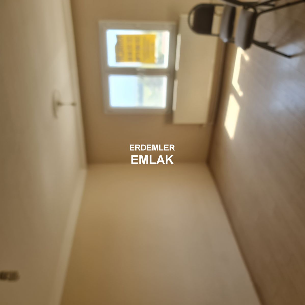 ERDEMLERDEN EVKA 3 DE ARA KAT BAKIMLI MANZARALI DOGALGAZLI DAİRE