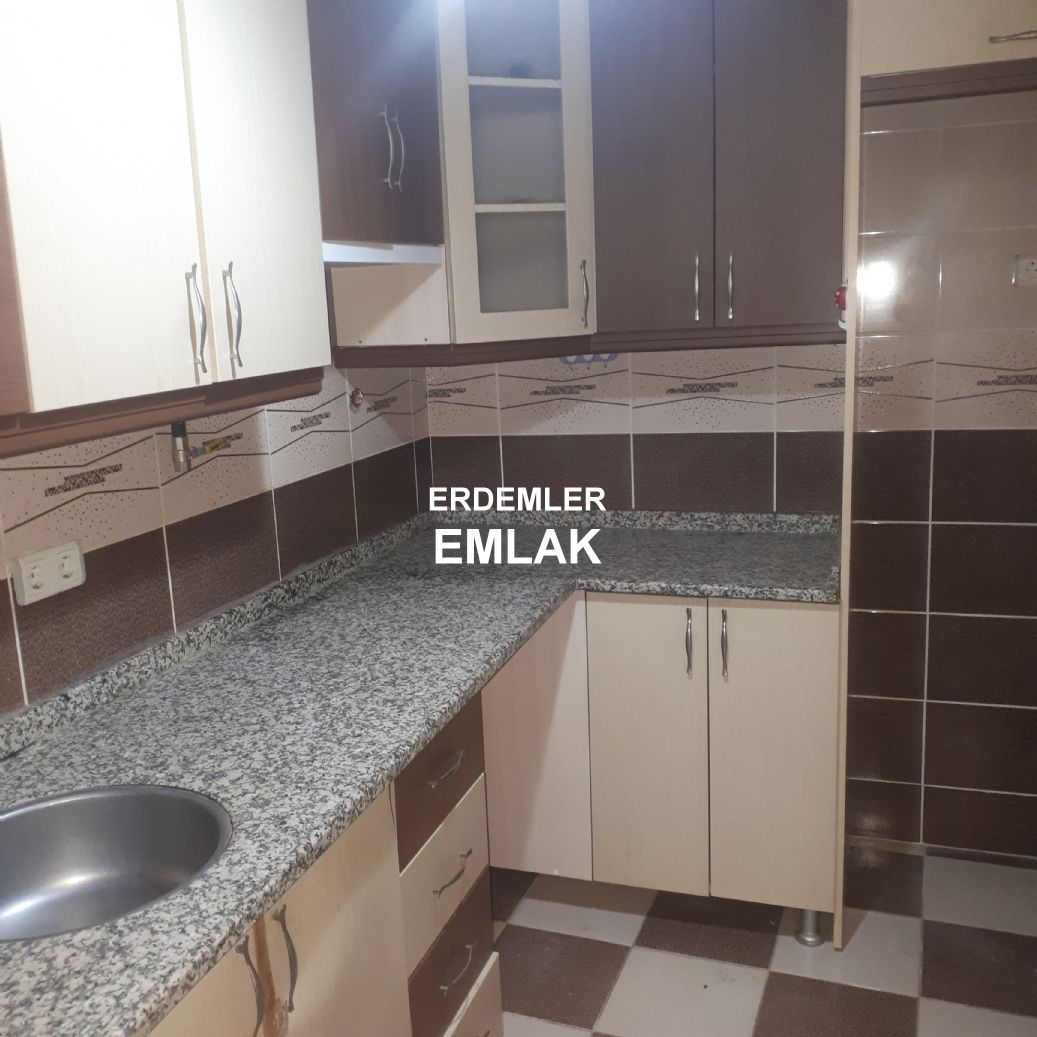 ERDEMLERDEN NALDÖKENDE YÜKSEK GİRİŞ BEKARA YADA ÖGRENCİYE DAİRE