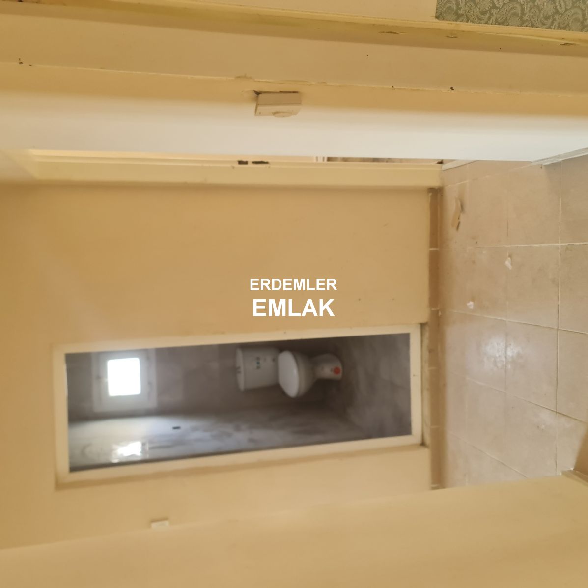 ERDEMLERDEN EVKA 3 DE ARA KAT BAKIMLI MANZARALI DOGALGAZLI DAİRE
