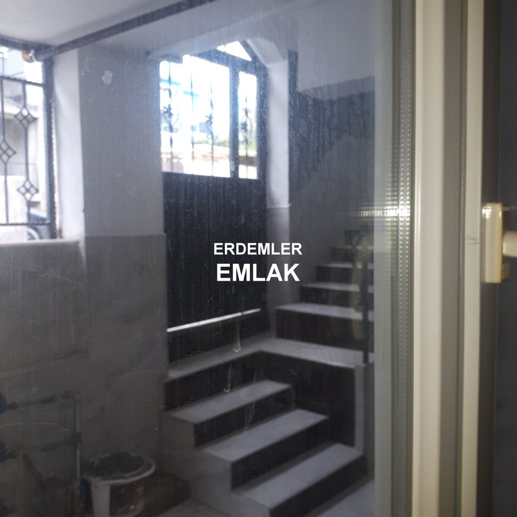 ERDEMLERDEN NALDÖKENDE YÜKSEK GİRİŞ BEKARA YADA ÖGRENCİYE DAİRE