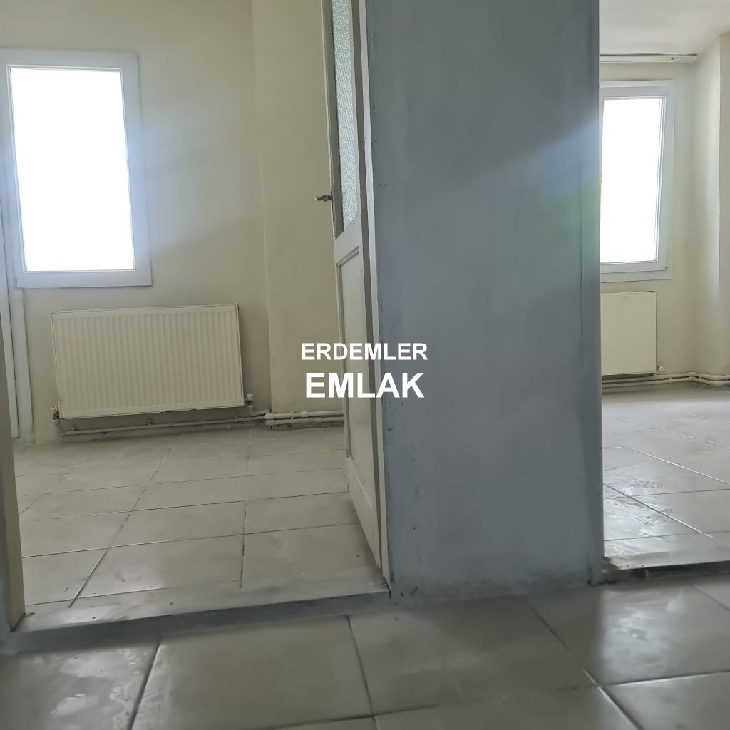 ERDEMLERDEN SARAYKENT 6 DA MUSTAKİL BAHÇELI 4 ODA 1 SALON DAİRE