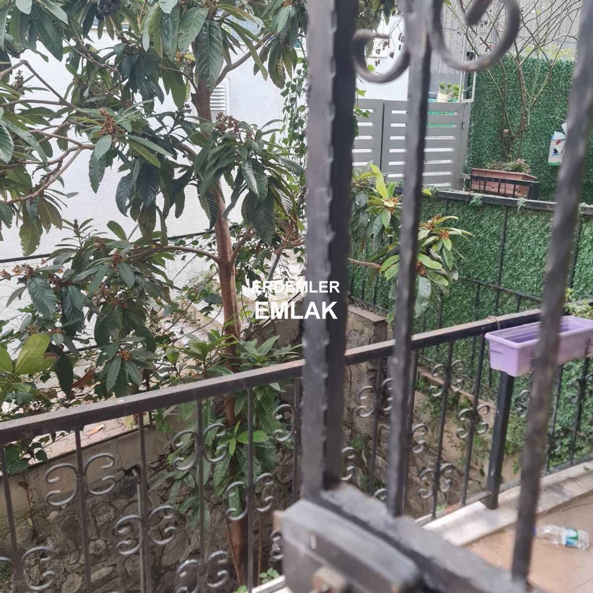 ERDEMLERDEN SARAYKENT 6 DA MUSTAKİL BAHÇELI 4 ODA 1 SALON DAİRE