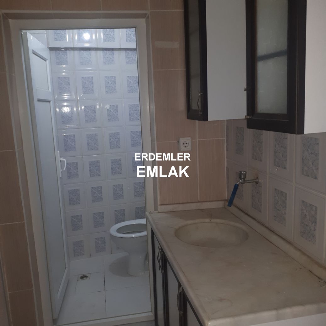 ERDEMLERDEN NALDÖKENDE YÜKSEK GİRİŞ BEKARA YADA ÖGRENCİYE DAİRE