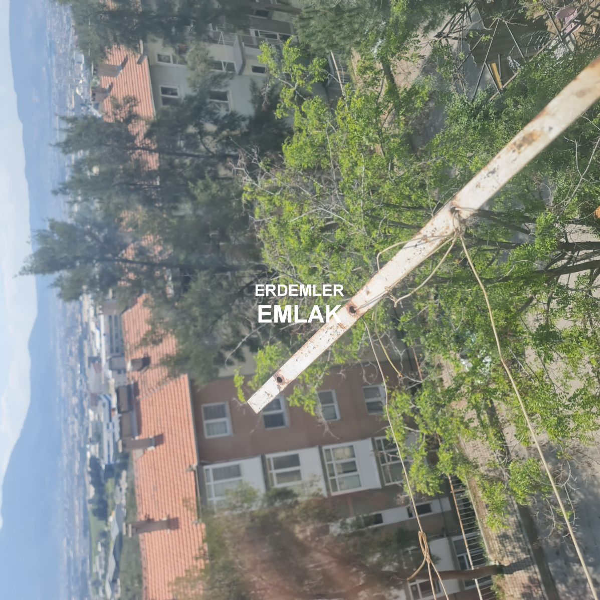 ERDEMLERDEN EVKA 3 DE ARA KAT BAKIMLI MANZARALI DOGALGAZLI DAİRE