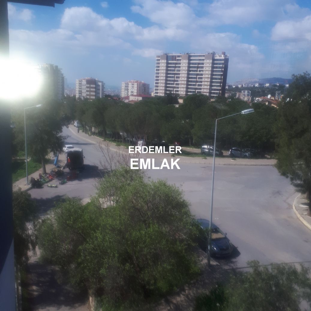 ERDEMLERDEN EVKA 3 MERKEZİNDE BAKIMLI MANZARALI 2+1 DAİRE ERDEMLERDEN EVKA 3 MERKEZİNDE BAKIMLI MANZARALI 2+1 DAİRE