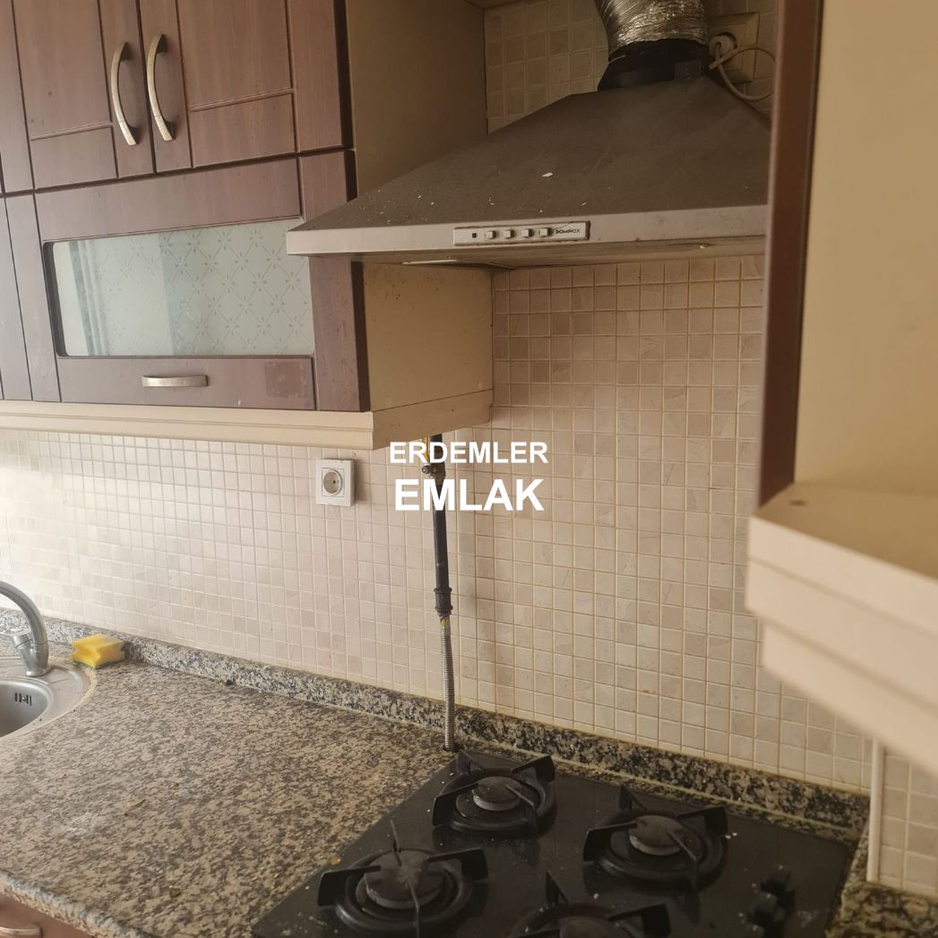 ERDEMLERDEN EVKA 3 DE SATILIK DAİRE MANZARALI BAKIMLI