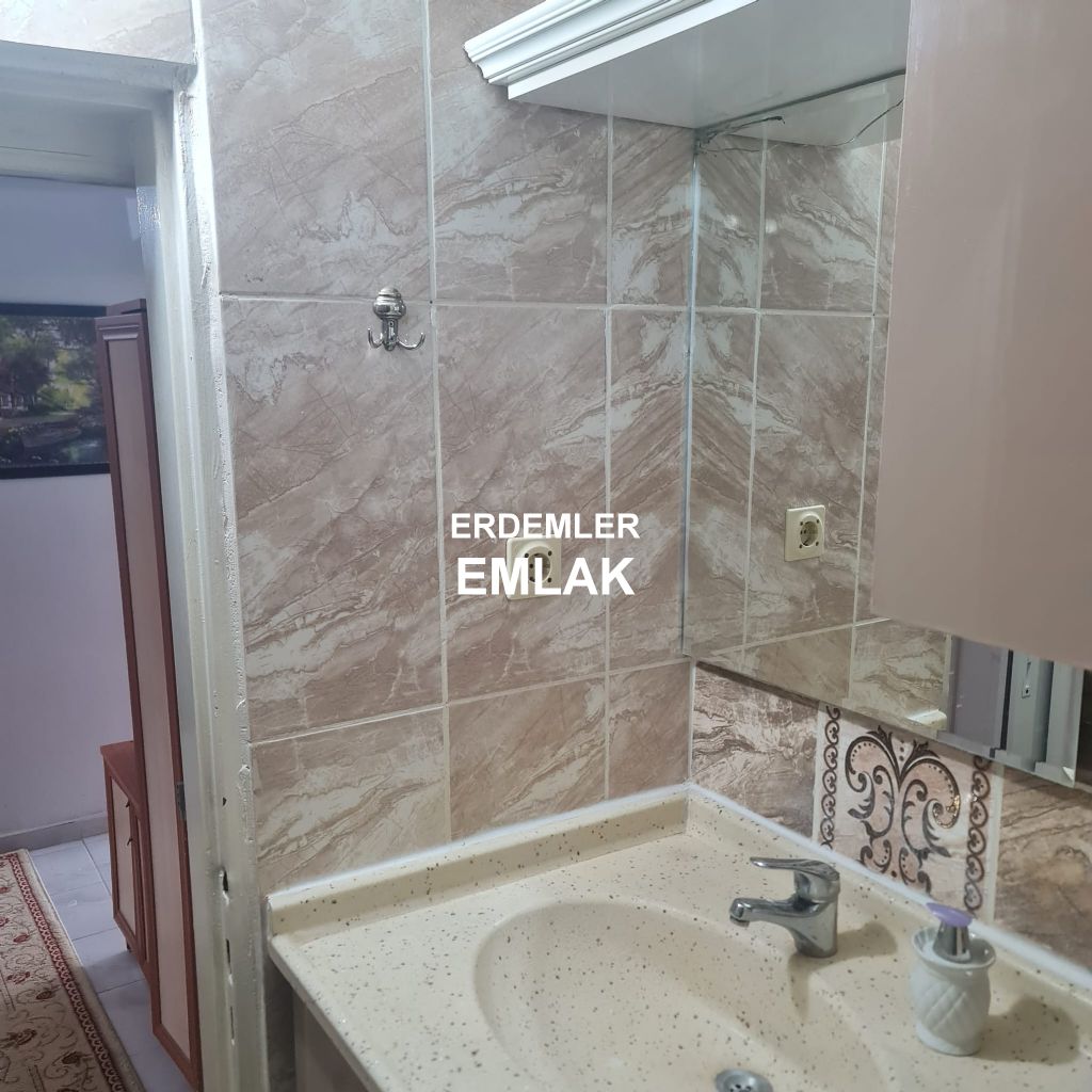 ERDEMLERDEN EVKA 3 DE FULL EŞYALI ARA KAT BAKIMLI DAİRE ERDEMLERDEN EVKA 3 DE FULL EŞYALI ARA KAT BAKIMLI DAİRE