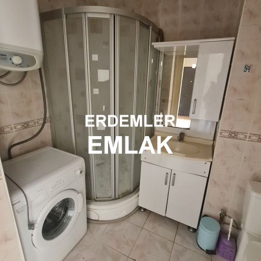 ERDEMLERDEN EVKA 3 DE SON KAT BAKIMLI MANZARALI EŞYALIDAİRE