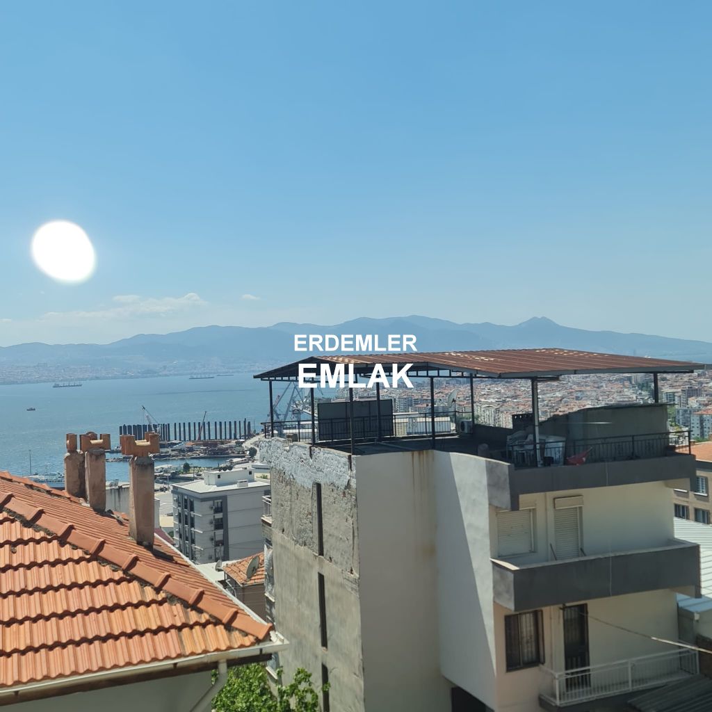 ERDEMLERDEN BAYRAKLI GÜMÜŞPALADA DENİZ MANZARLI ASNSÖRLÜ 2+1