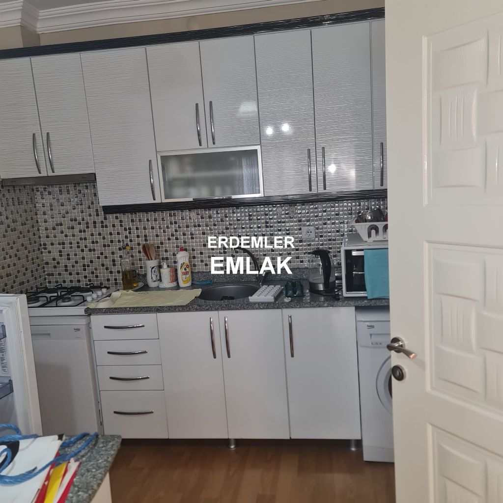 ERDEMLERDEN SEFERHİSAR ÜRKMEZ DE YAZ KIŞ OTURULACAK DAİRE ERDEMLERDEN SEFERHİSAR ÜRKMEZ DE YAZ KIŞ OTURULACAK DAİRE