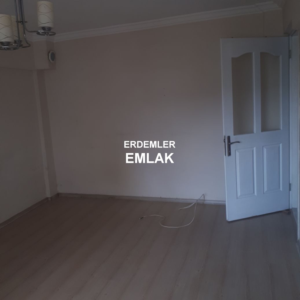 ERDEMLERDEN NALDÖKENDE YÜKSEK GİRİŞ BEKARA YADA ÖGRENCİYE DAİRE