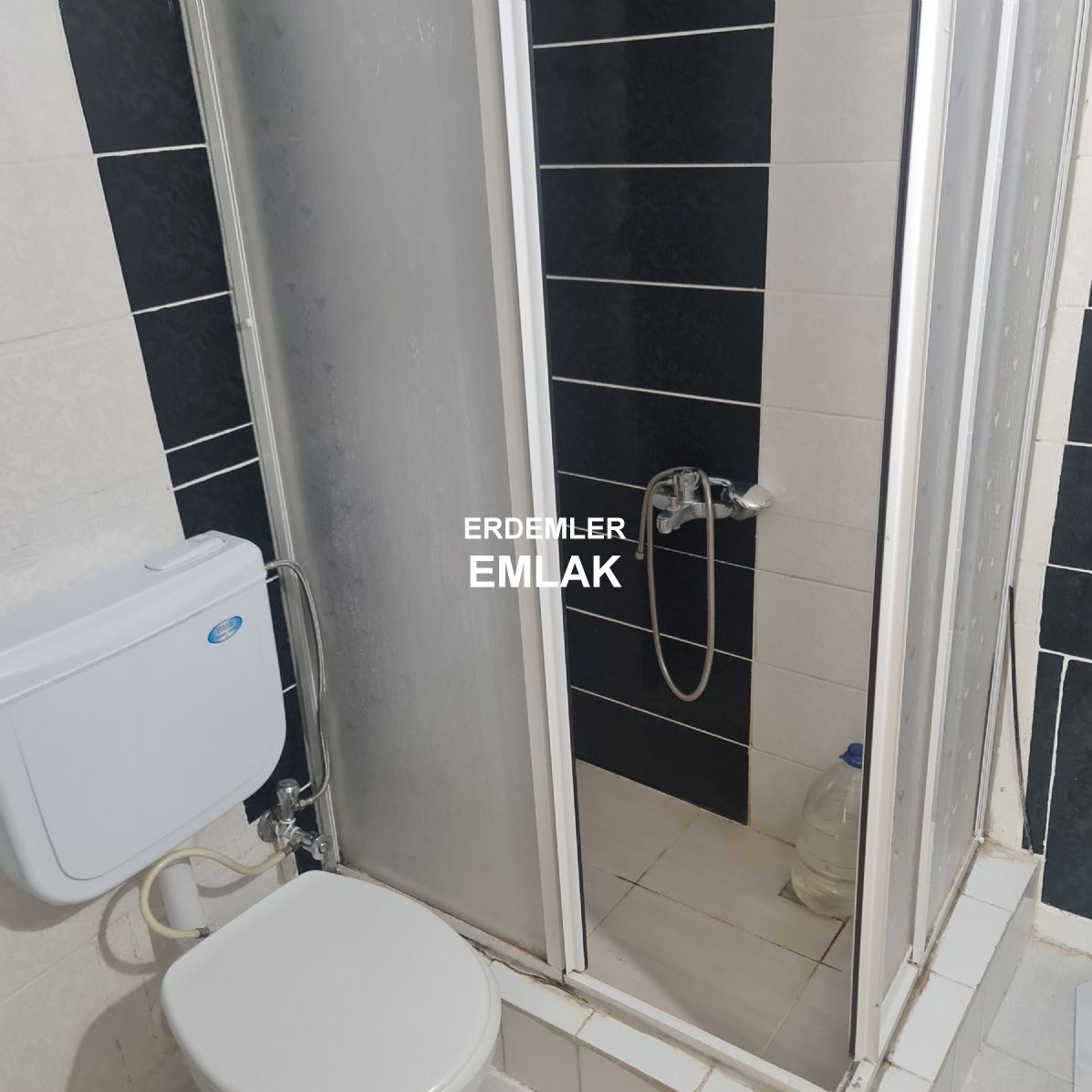ERDEMLERDEN EVKA 3 DE GİRİŞ KAT 1 ODA 1 SALON ERDEMLERDEN EVKA 3 DE GİRİŞ KAT 1 ODA 1 SALON