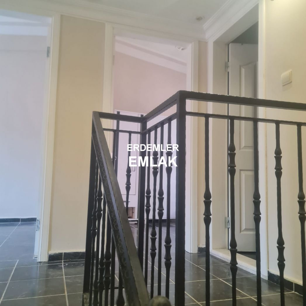 ERDEMLERDEN SARAYKENT 2 DE DUBLEK BAHÇELİ BAKIMLI DAIRE