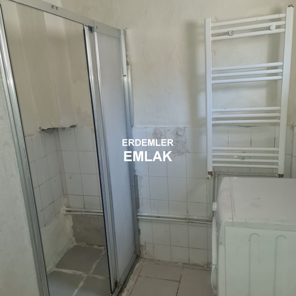 ERDEMLERDEN SARAYKENT 6 DA MUSTAKİL BAHÇELI 4 ODA 1 SALON DAİRE