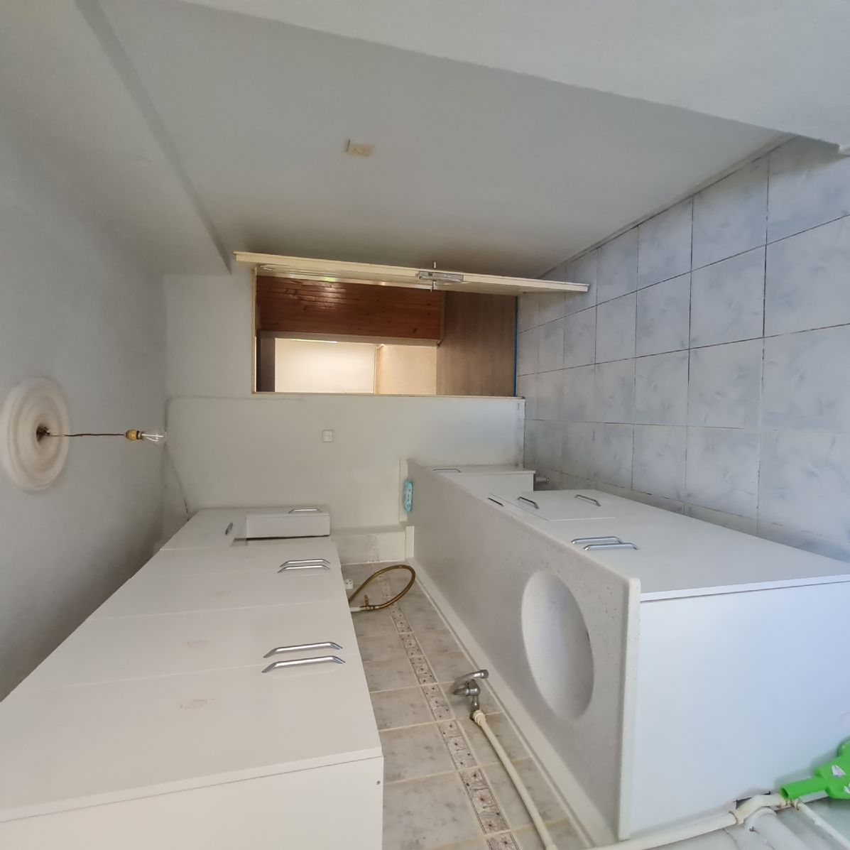 ERDEMLERDEN EVKA 3 DE GİRİŞ KAT 2 ODA 1 SALON