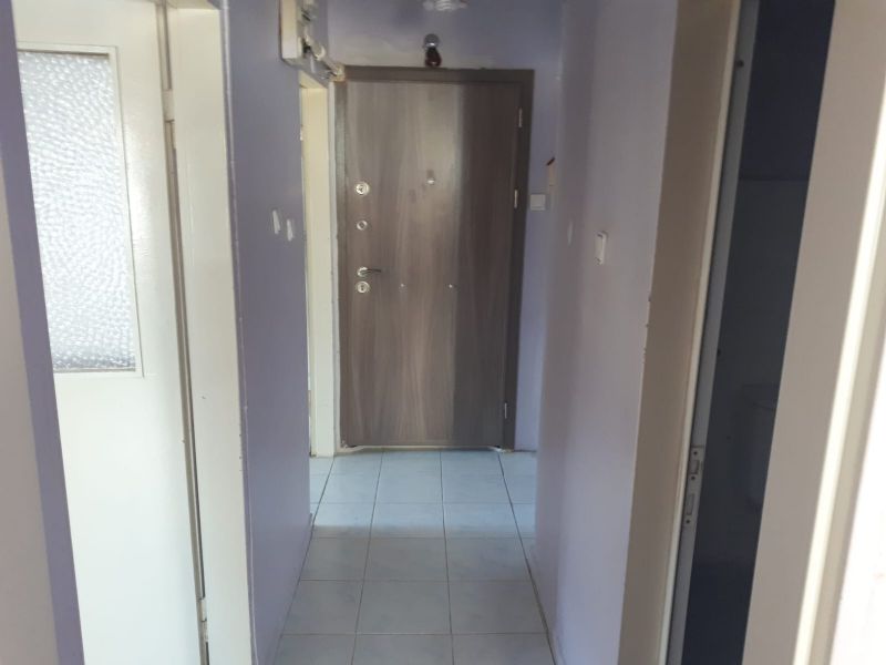 ERDEMLERDEN EVKS MERKEZİNDE ARA KAT BAKIMLI DOGALGAZLI MANZARALI 1+1