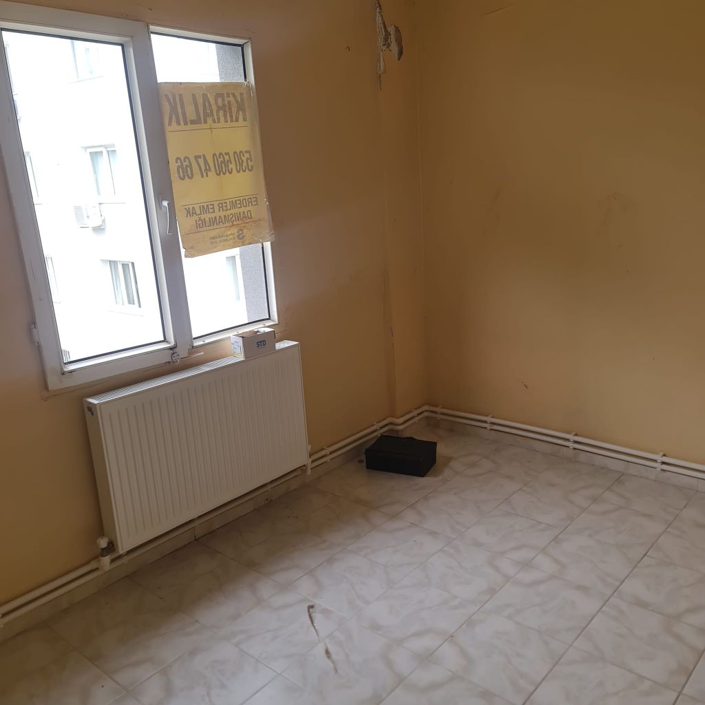 ERDEMLERDEN İZYUVADA 3+1 MAKRO SENTİRE YAKIN NECMİYE BİLGİN İLKÖGRETİM OKULUNUN ALTINDA