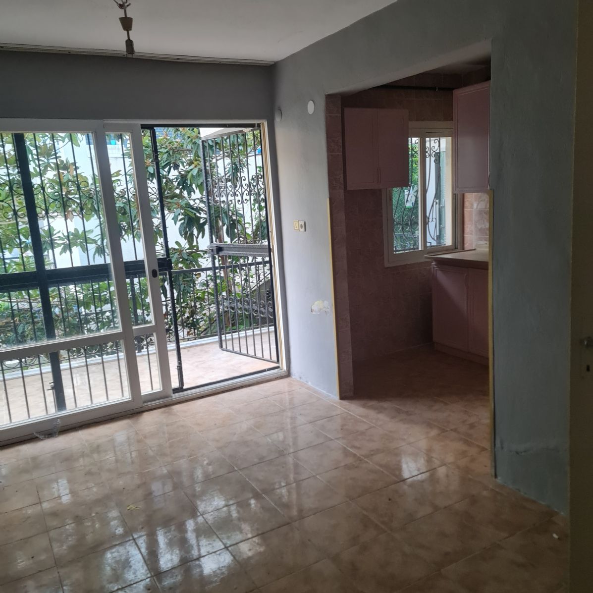 ERDEMLERDEN SARAYKENT 6 DA MUSTAKİL BAHÇELI 4 ODA 1 SALON DAİRE