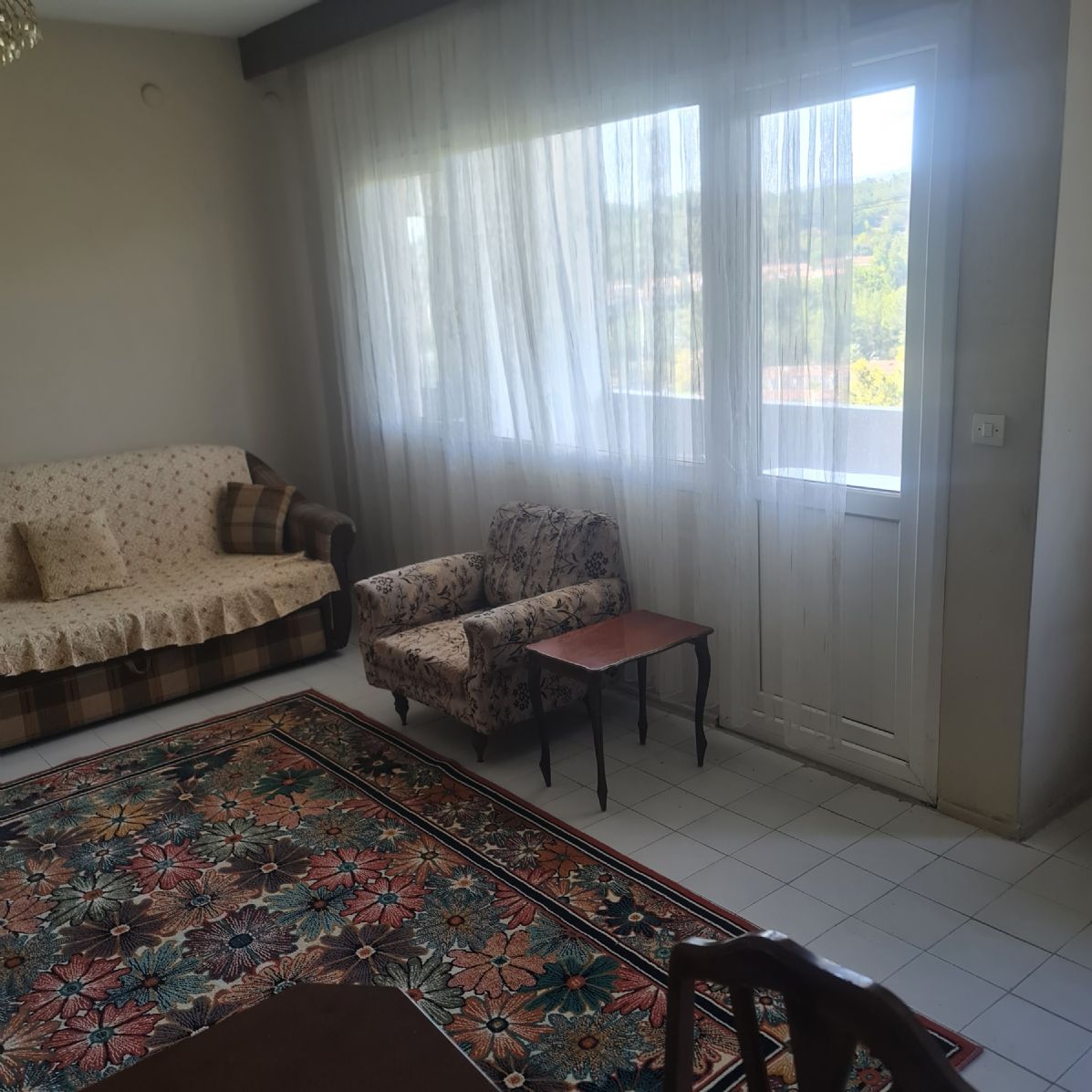 ERDEMLERDEN EVKA 3 DE FULL EŞYALI ARA KAT BAKIMLI MANZARALI 3+1DAİRE