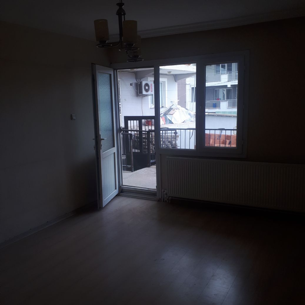 ERDEMLERDEN NALDÖKENDE YÜKSEK GİRİŞ BEKARA YADA ÖGRENCİYE DAİRE