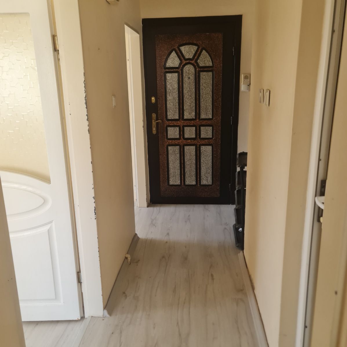 ERDEMLERDEN EVKA 3 DE GİRİŞ KAT 1 ODA 1 SALON ERDEMLERDEN EVKA 3 DE GİRİŞ KAT 1 ODA 1 SALON