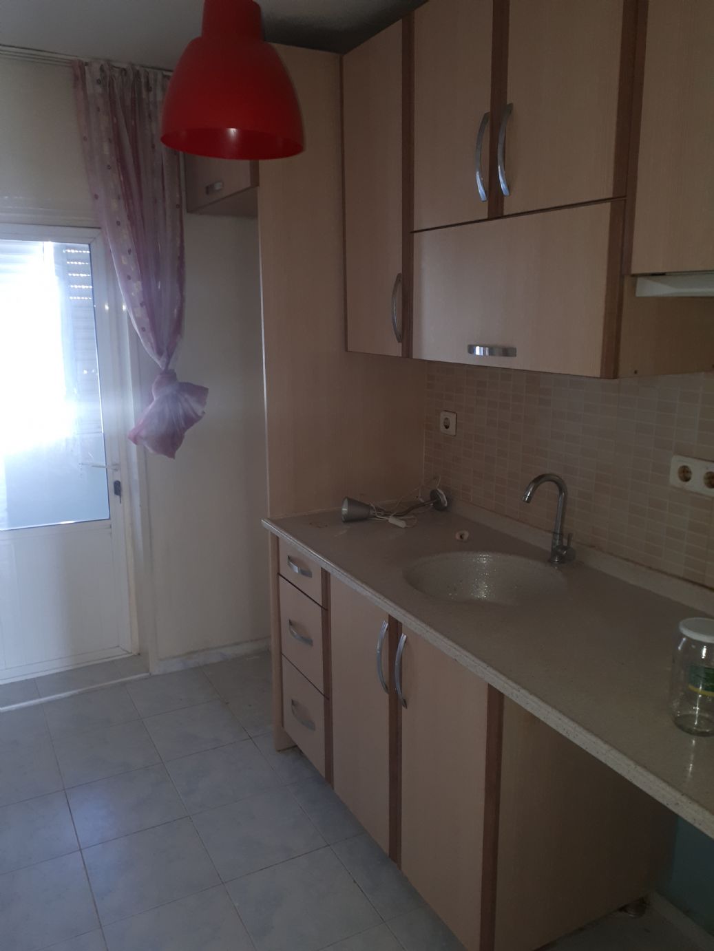 ERDEMLERDEN EVKA 3 MERKEZİNDE MANZARALI BAKIMLI PANJURLU DAİRE