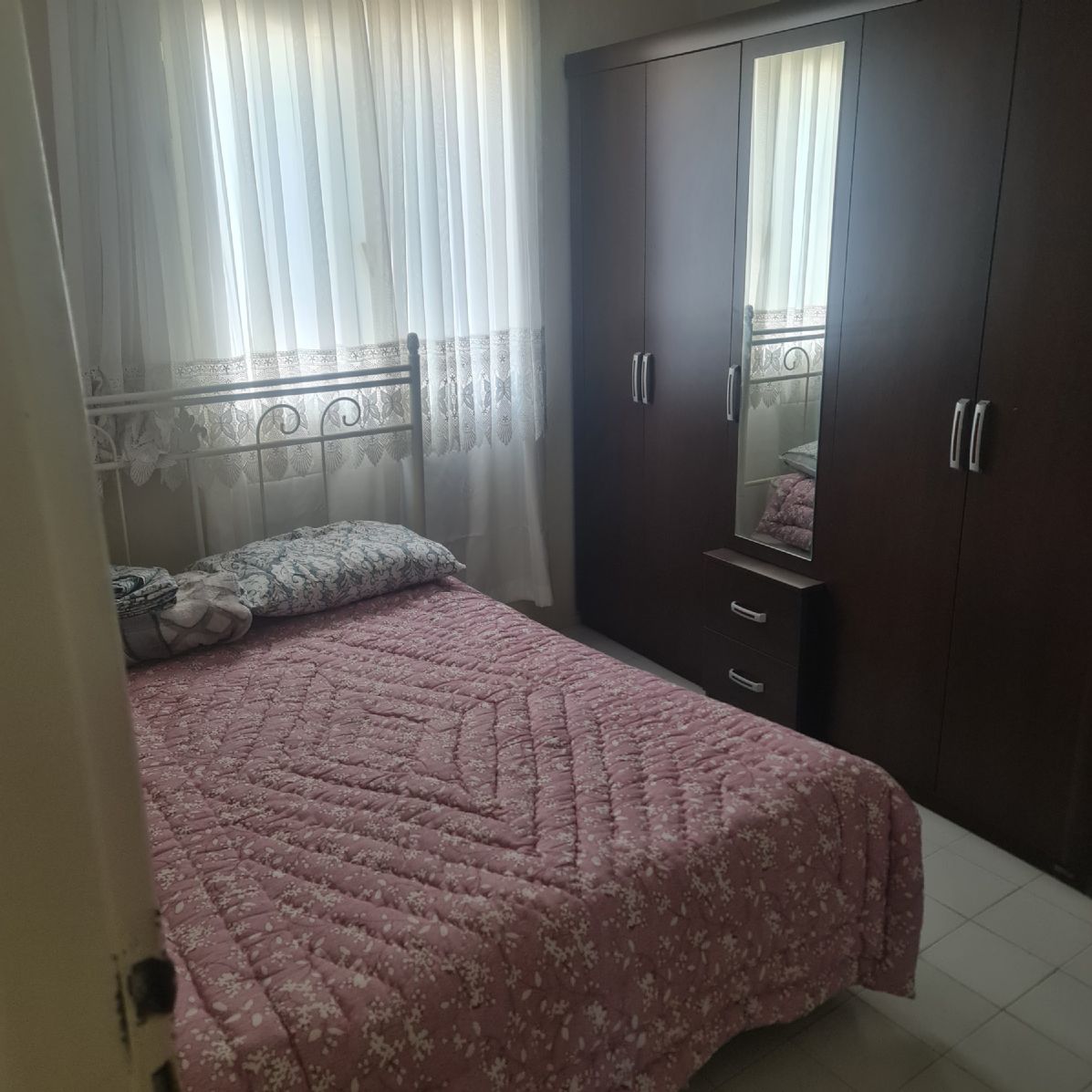 ERDEMLERDEN EVKA 3 DE FULL EŞYALI ARA KAT BAKIMLI MANZARALI 3+1DAİRE