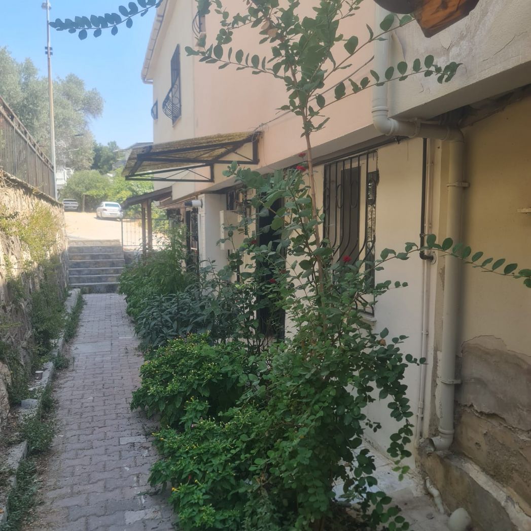ERDEMLERDEN EVKA 3 DE FULL EŞYALI ARA KAT BAKIMLI DAİRE ERDEMLERDEN EVKA 3 DE FULL EŞYALI ARA KAT BAKIMLI DAİRE