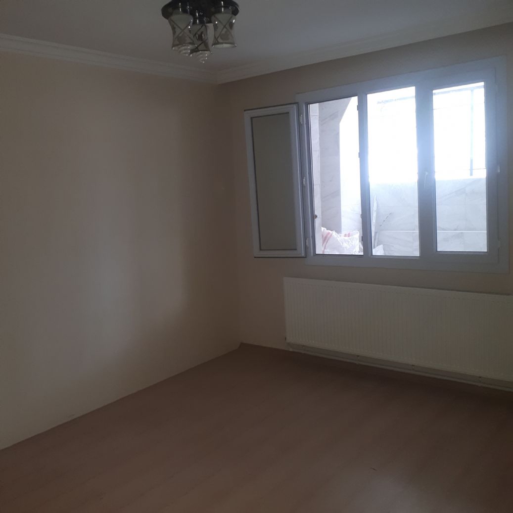 ERDEMLERDEN NALDÖKENDE YÜKSEK GİRİŞ BEKARA YADA ÖGRENCİYE DAİRE