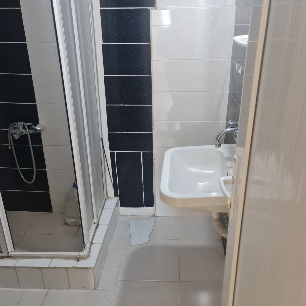 ERDEMLERDEN EVKA 3 DE GİRİŞ KAT 1 ODA 1 SALON ERDEMLERDEN EVKA 3 DE GİRİŞ KAT 1 ODA 1 SALON