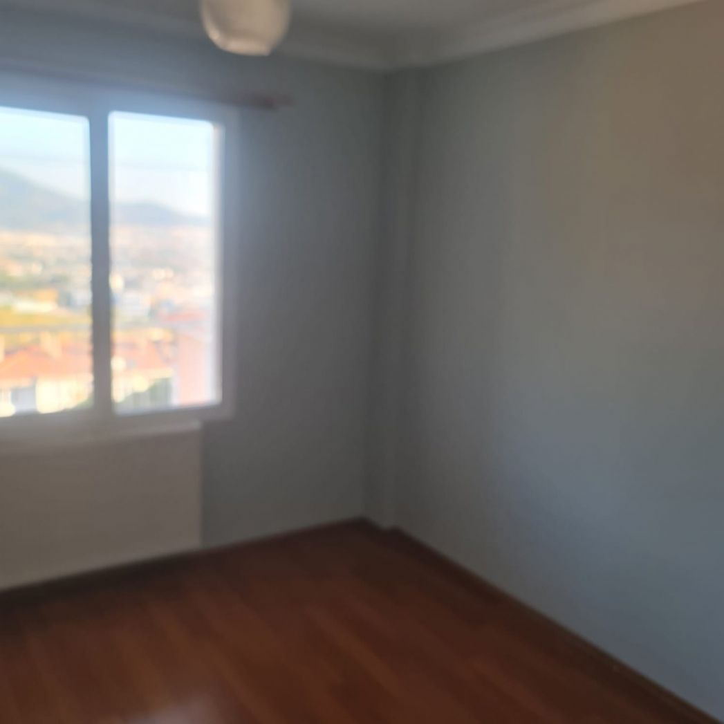 ERDEMLERDEN EVKA 3 DE SATILIK DAİRE MANZARALI BAKIMLI