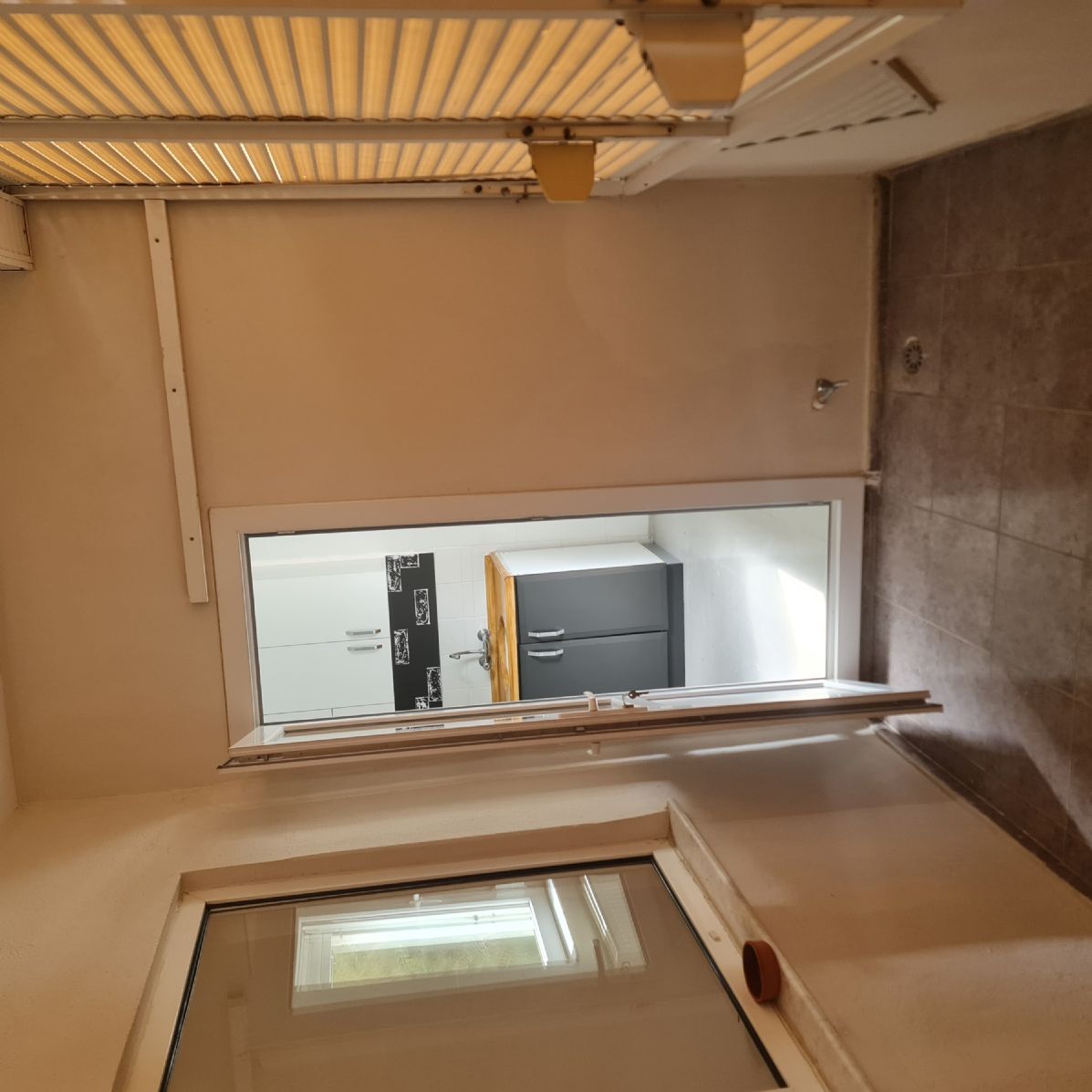ERDEMLERDEN EVKA 3 MERKEZİNDE MANZARALI BAKIMLI ARA KAT DAİRE