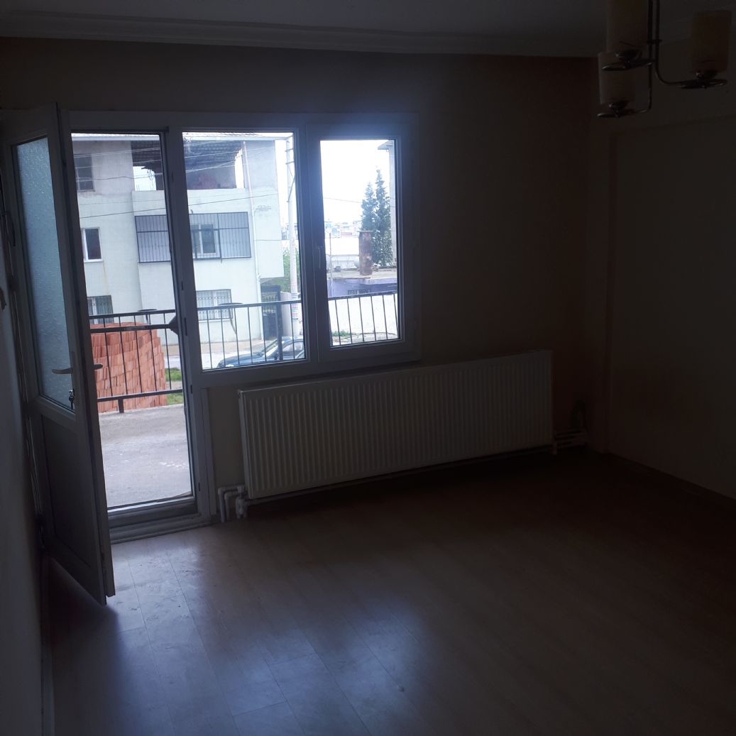 ERDEMLERDEN NALDÖKENDE YÜKSEK GİRİŞ BEKARA YADA ÖGRENCİYE DAİRE