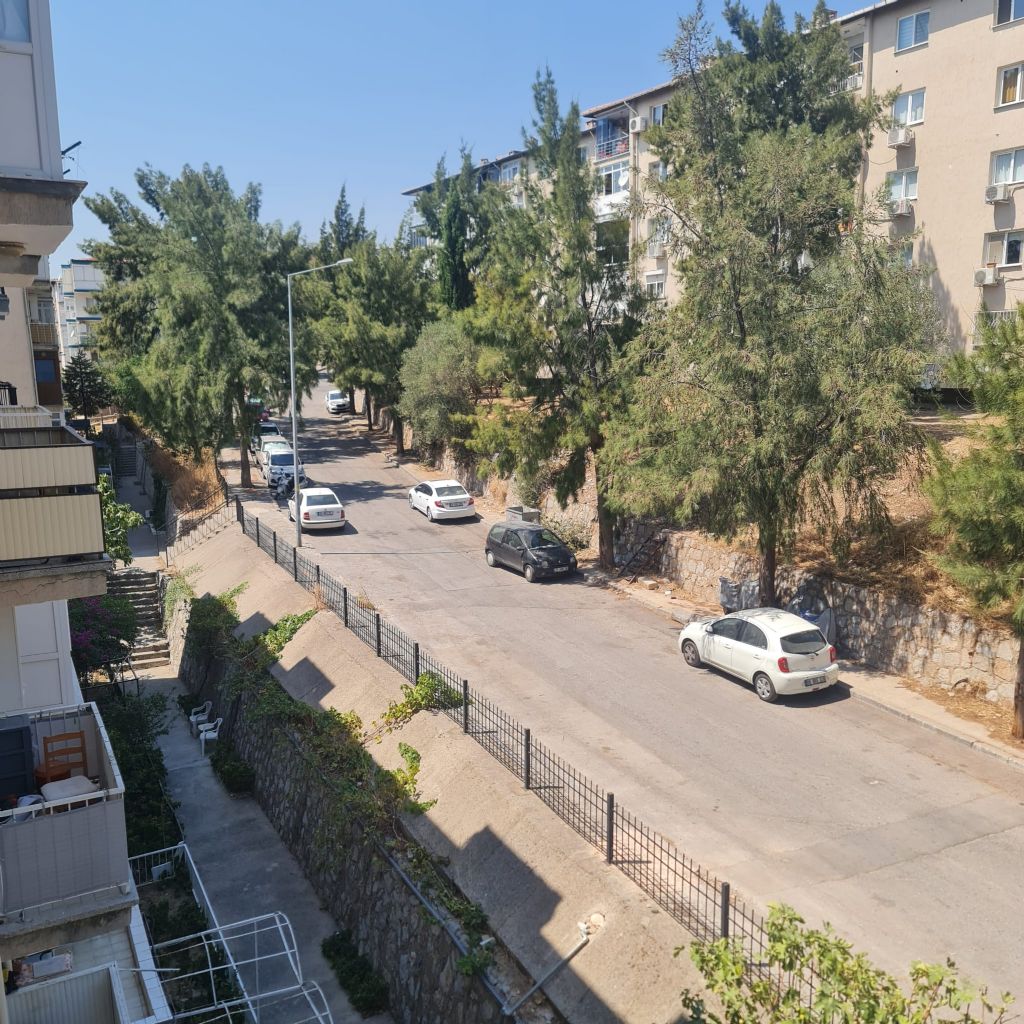 ERDEMLERDEN EVKA 3 DE FULL EŞYALI ARA KAT BAKIMLI DAİRE ERDEMLERDEN EVKA 3 DE FULL EŞYALI ARA KAT BAKIMLI DAİRE