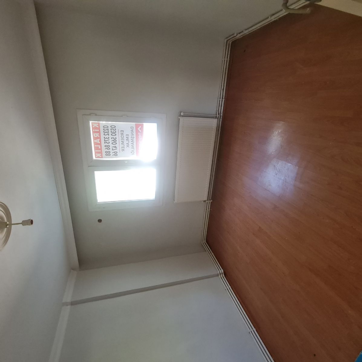 ERDEMLERDEN EVKA 3 DE GİRİŞ KAT 2 ODA 1 SALON