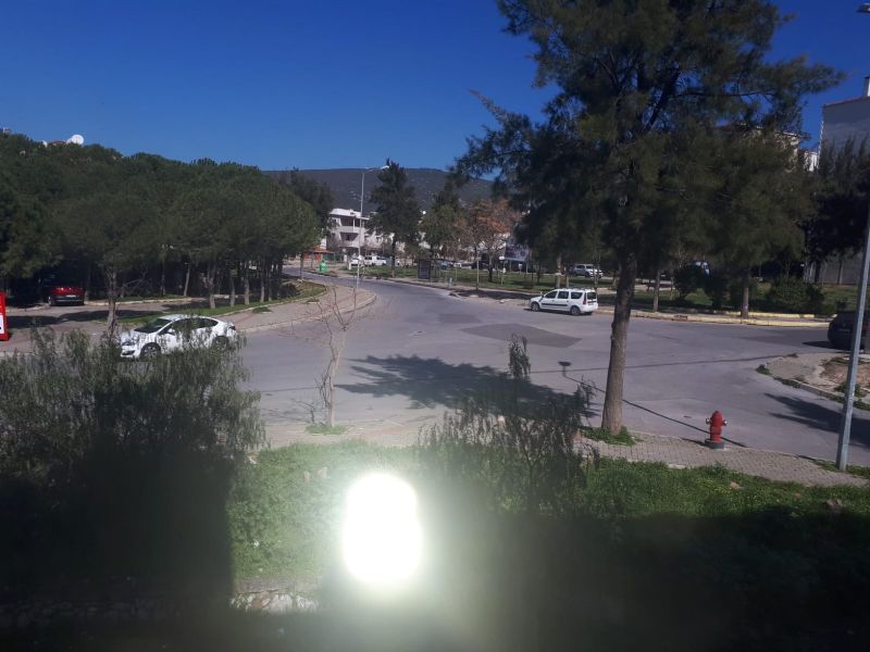 ERDEMLERDEN EVKS MERKEZİNDE ARA KAT BAKIMLI DOGALGAZLI MANZARALI 1+1